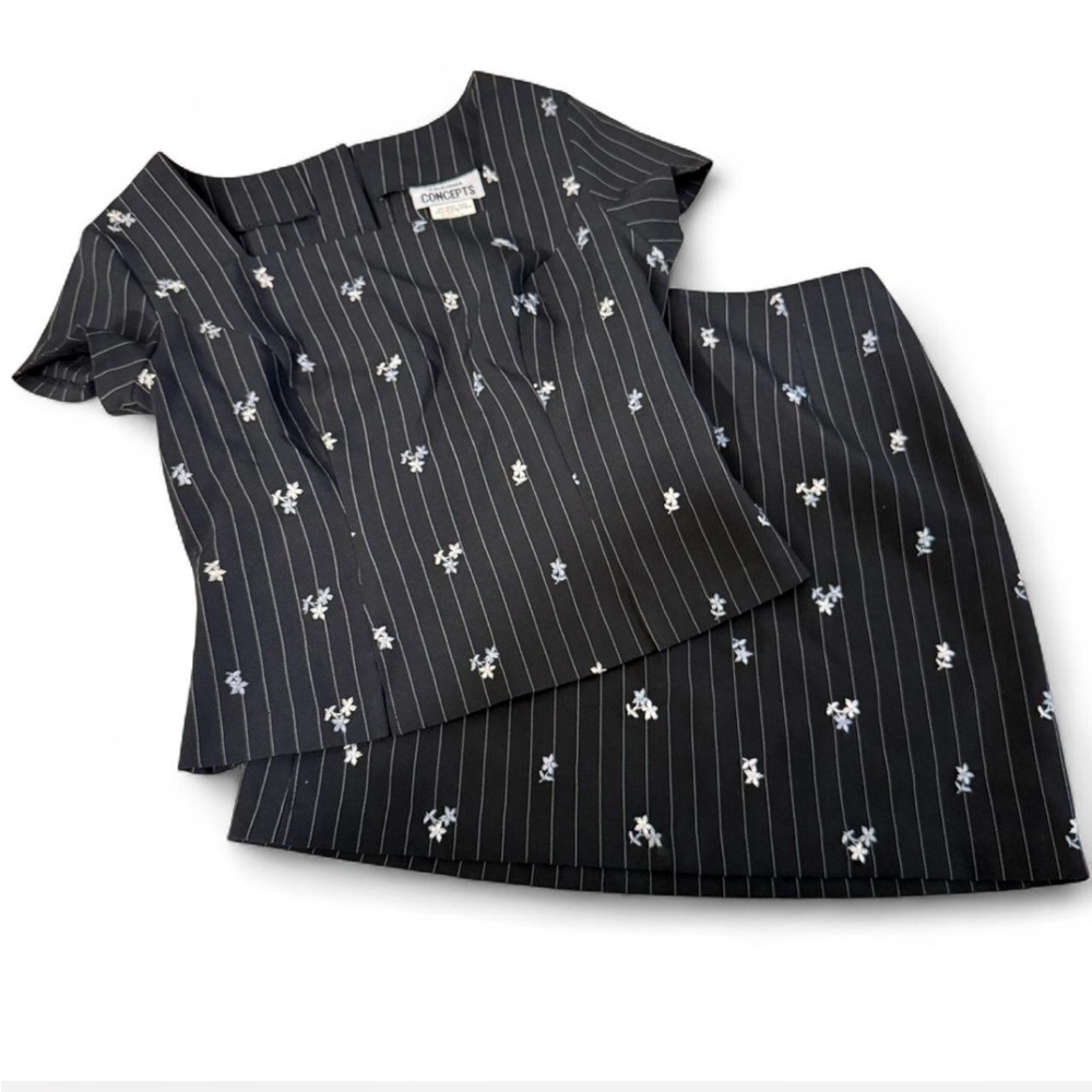 California Concepts Y2K Pinstripe 2-Piece Set Size 7 Vintage Matching Outfit 2pc